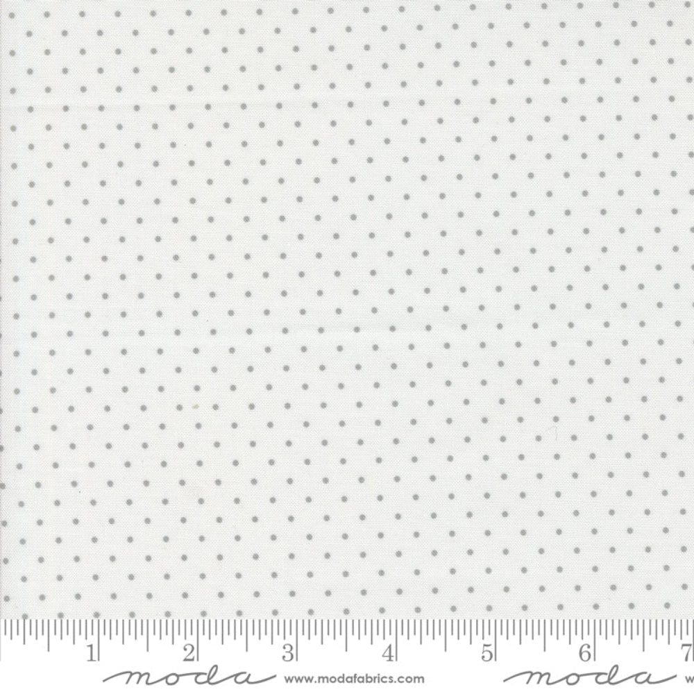 Jen Kingwell: Mixed Bag of Bonbons Spots White Grey 18253 11