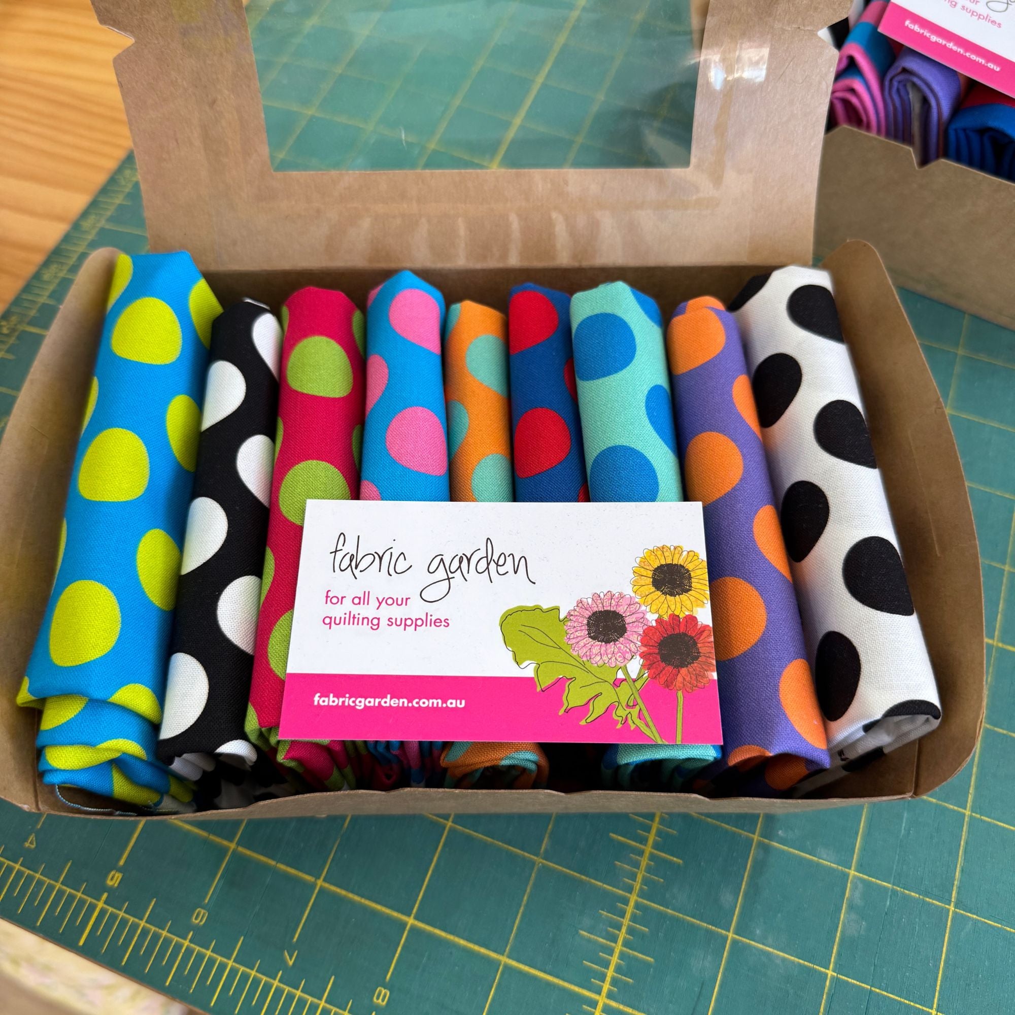 Blockstar Fabrics - Circus - All the Spots 3/4 Inch Spot Retro