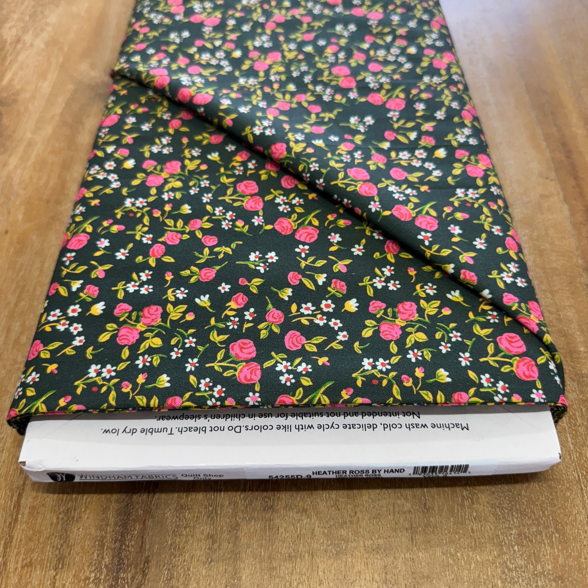 Heather Ross By Hand Mousy Floral Pasture 54255D-9