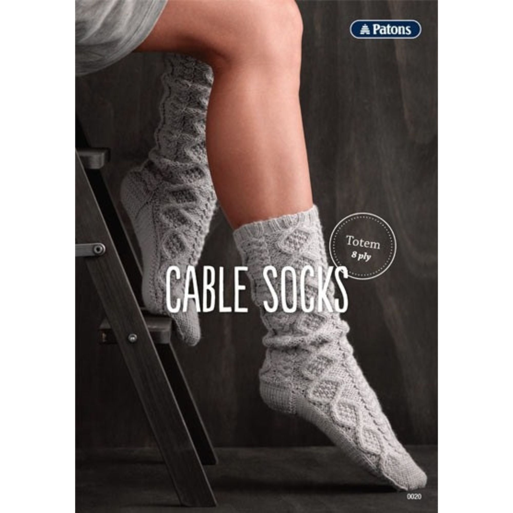 Patons: Cable Socks 0020