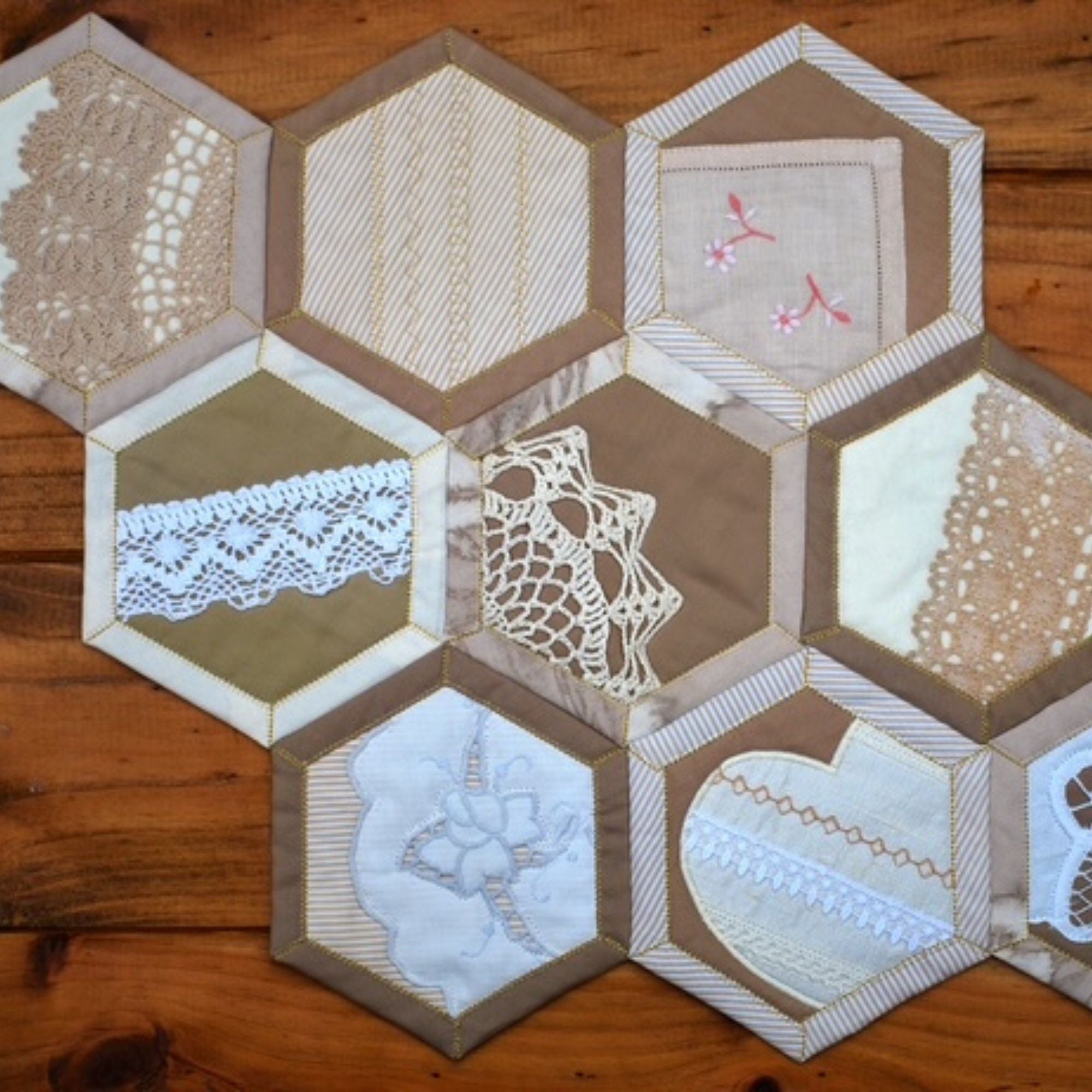 Workshop | Intermediate| The next step - quilt as you go workshop with Wendy Nutt