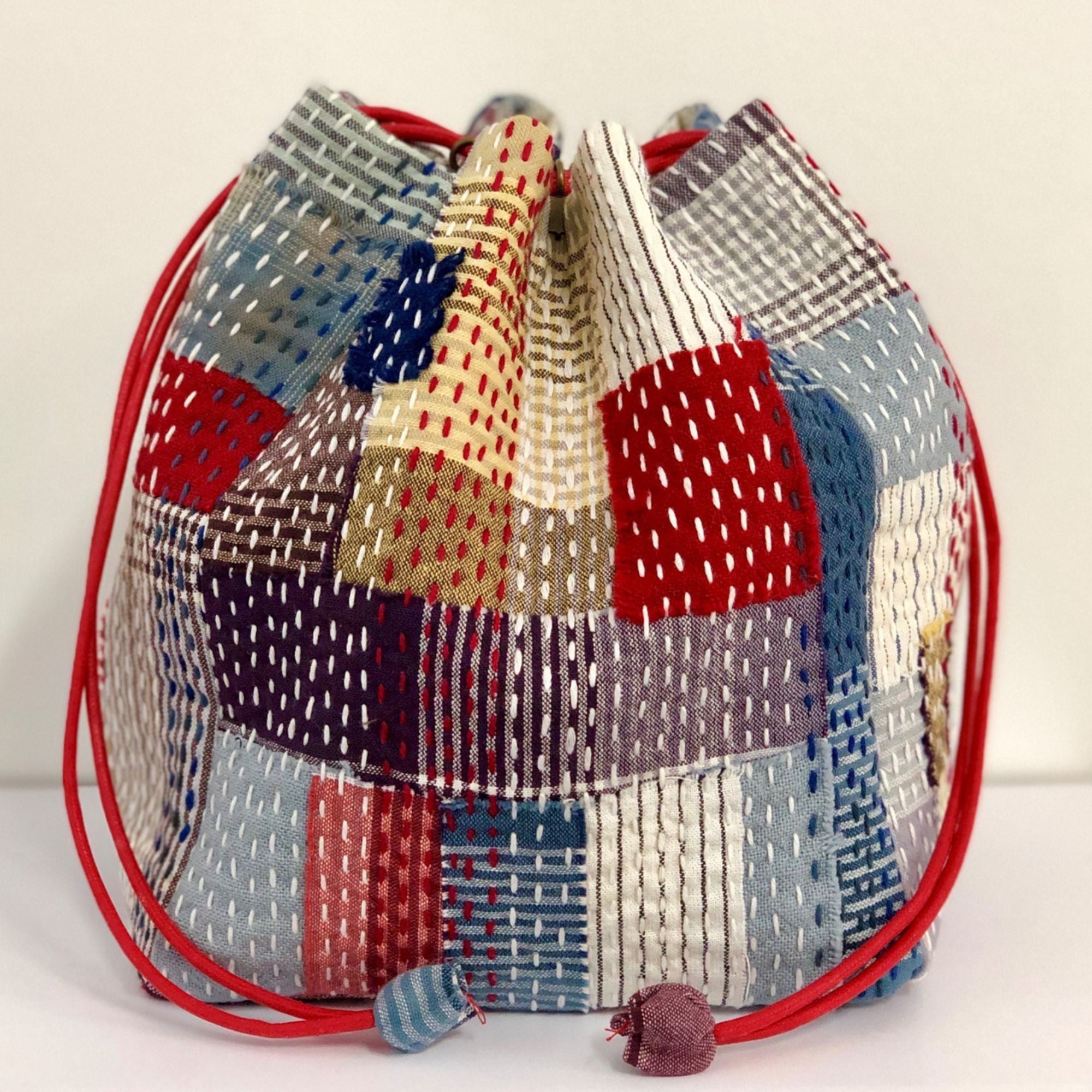 BeBe Bold - Sail Boat Kinchaku Pouch