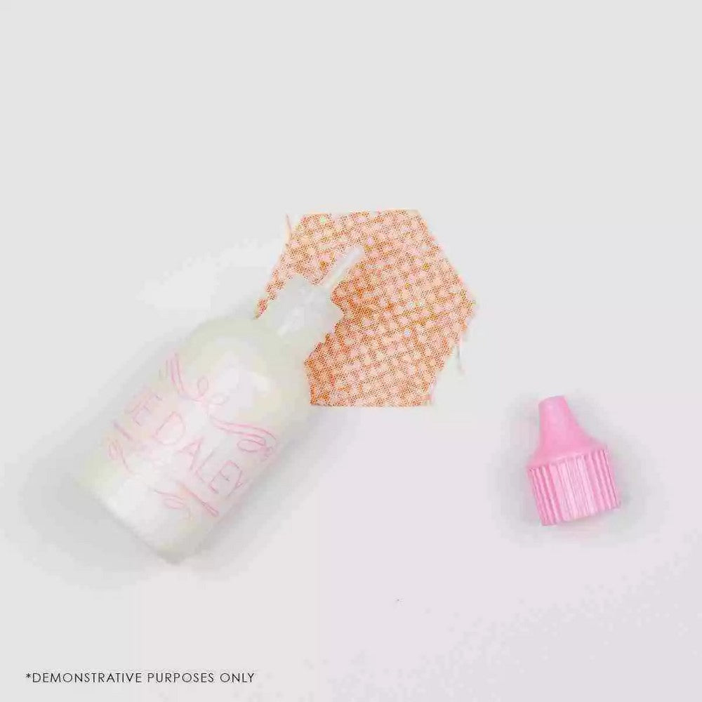 Sue Daley Applique Glue Demonstration Picture