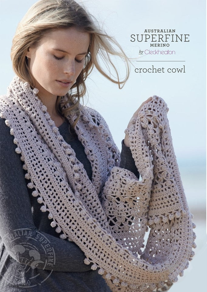 Cleckheaton: Crochet Cowl Pattern Booklet 427