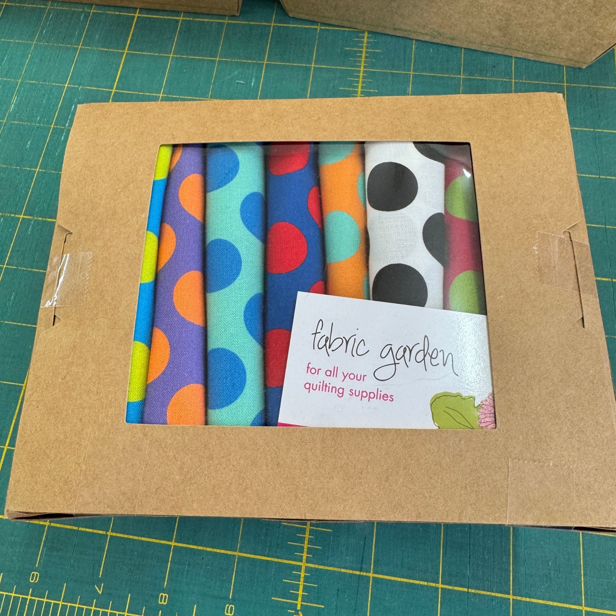 Blockstar Fabrics - Circus - All the Spots 3/4 Inch Spot Retro