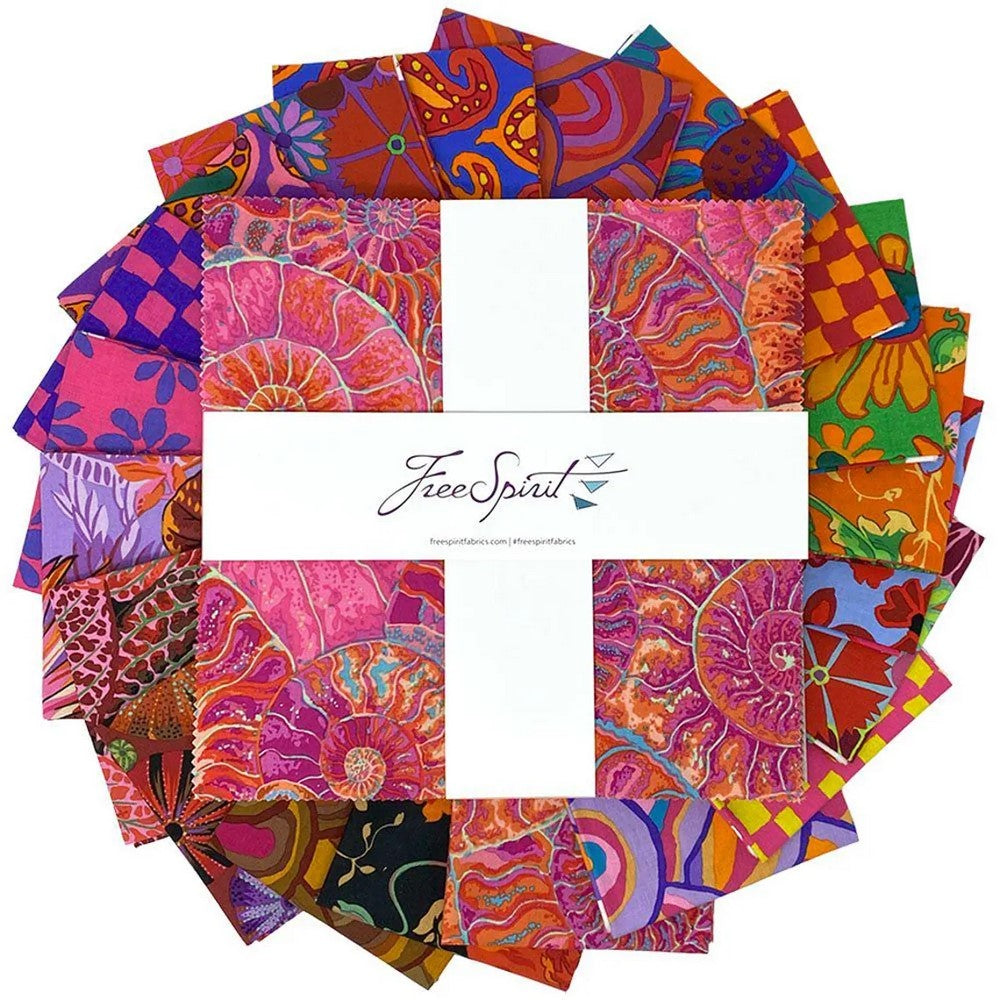 FREESPIRIT Layer Cake - Kaffe Fassett Collective August 24 Hot FB610GP-AUGHOT