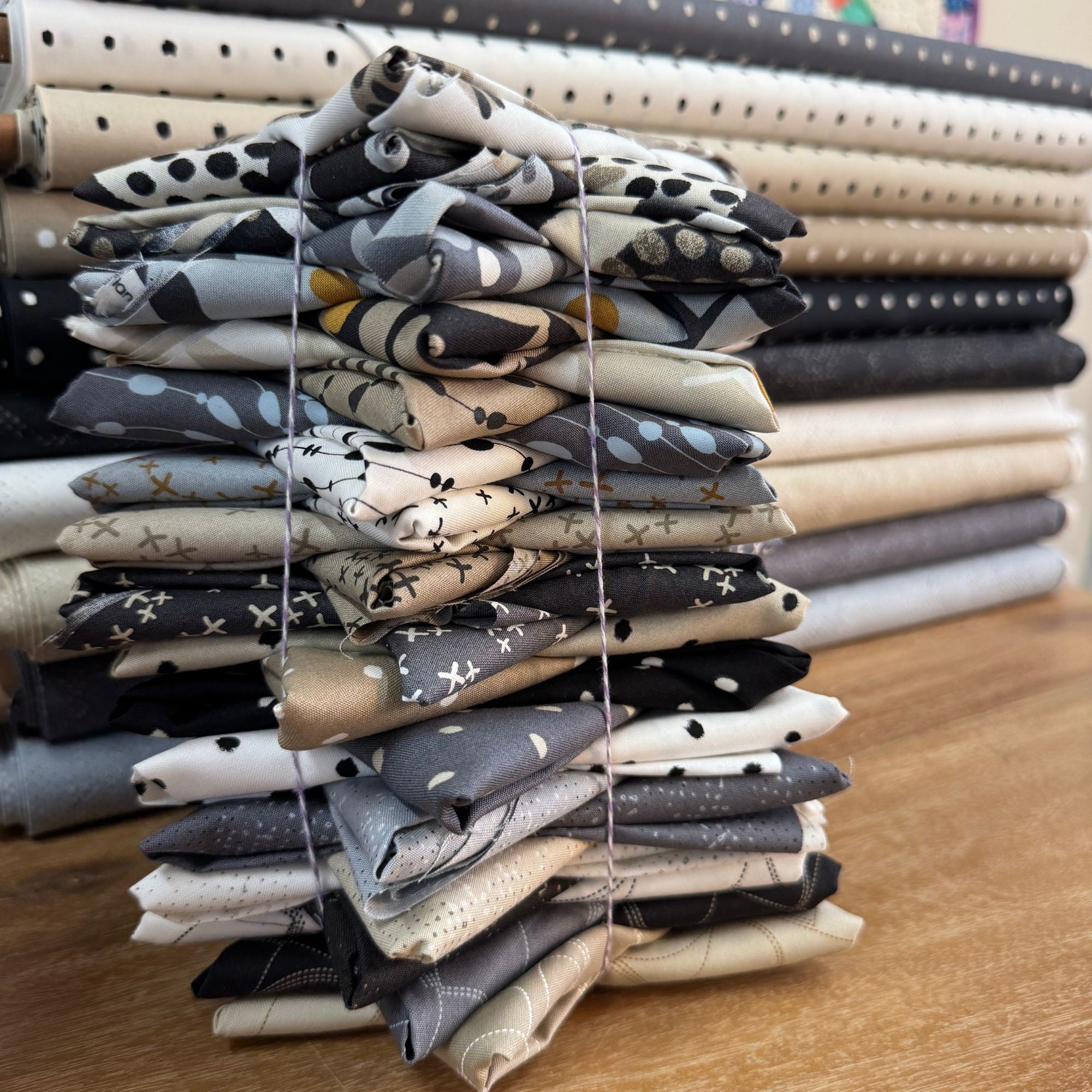 Fat Quarter Bundle: Mira by Zen Chic MODA 32 pcs