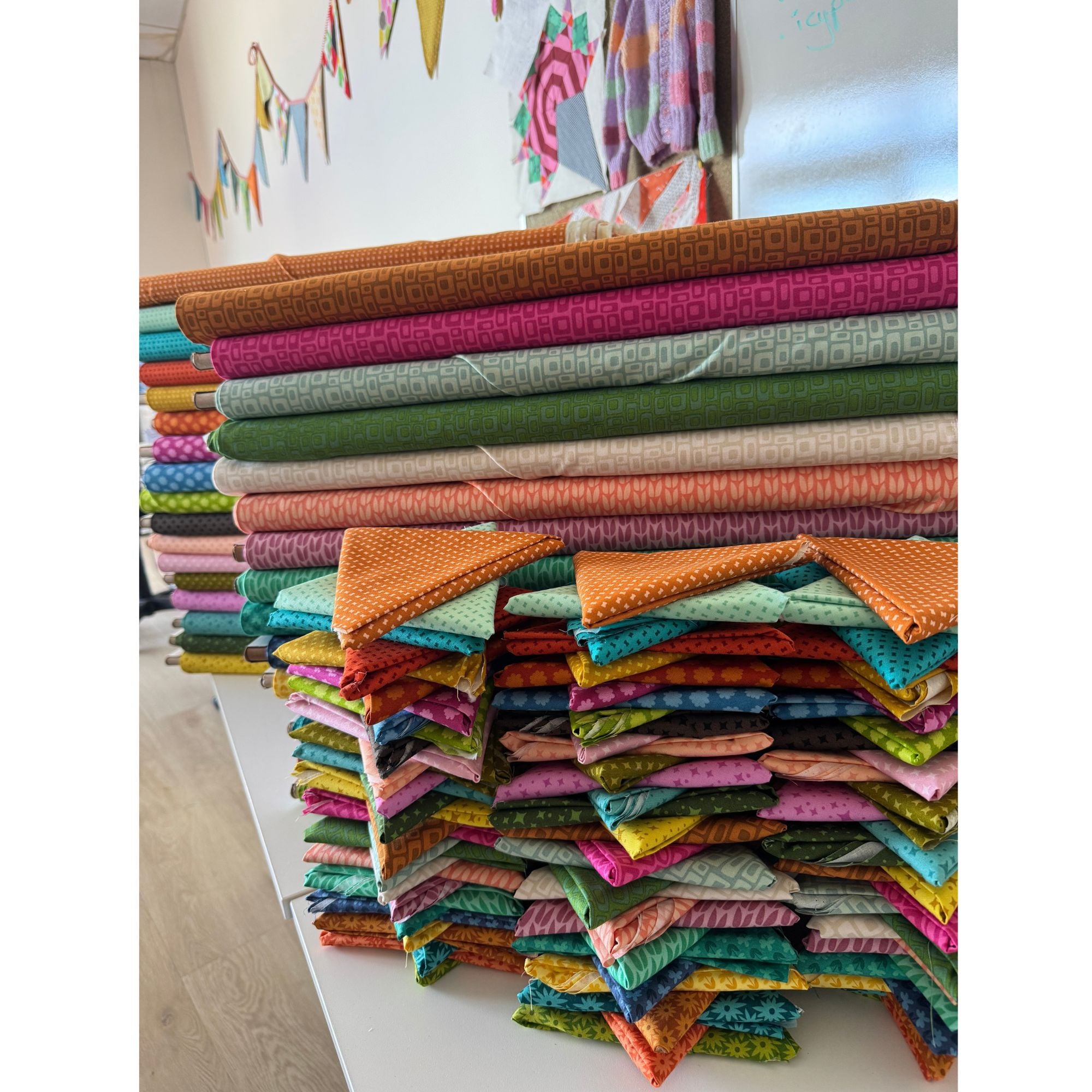 Fat Quarter Bundle: Scenery by Elizabeth Hartman MODA 32 pcs