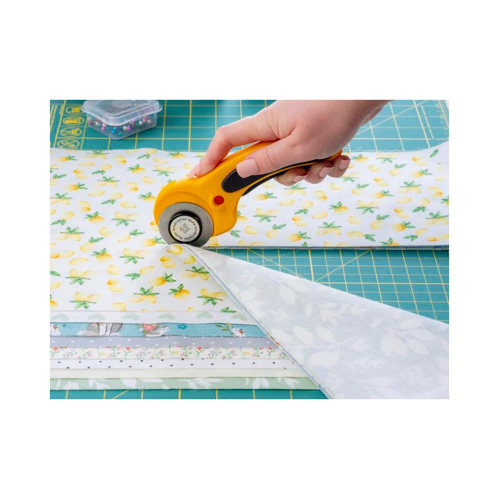 OLFA Ergonomic Rotary Cutter 45mm RTY-2/DX