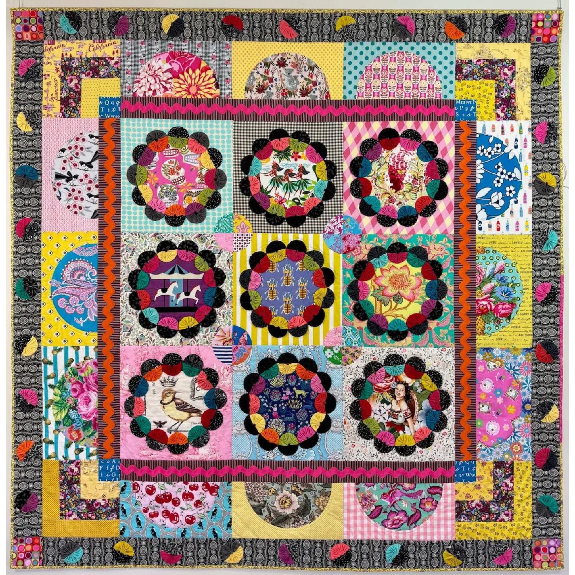 Rachaeldaisy Designs: YoYo Bloom Quilt Pattern PAPER Pattern