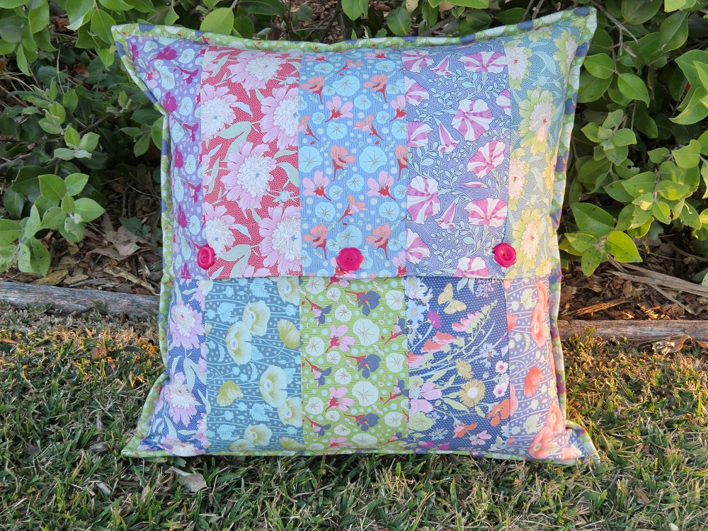 Workshop | Intermediate | Katrina Hadjimichael Summertime Cushion