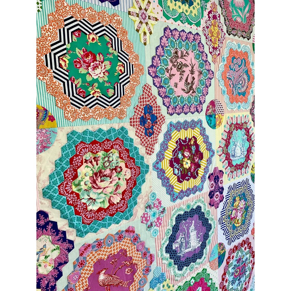 Rachaeldaisy Designs: Hextravaganza Quilt Pattern