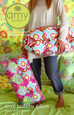 AB047P Oval Patchy Pillow