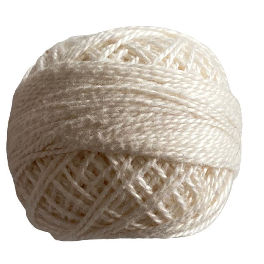 Valdani Pearl Cotton - 4 Ivory